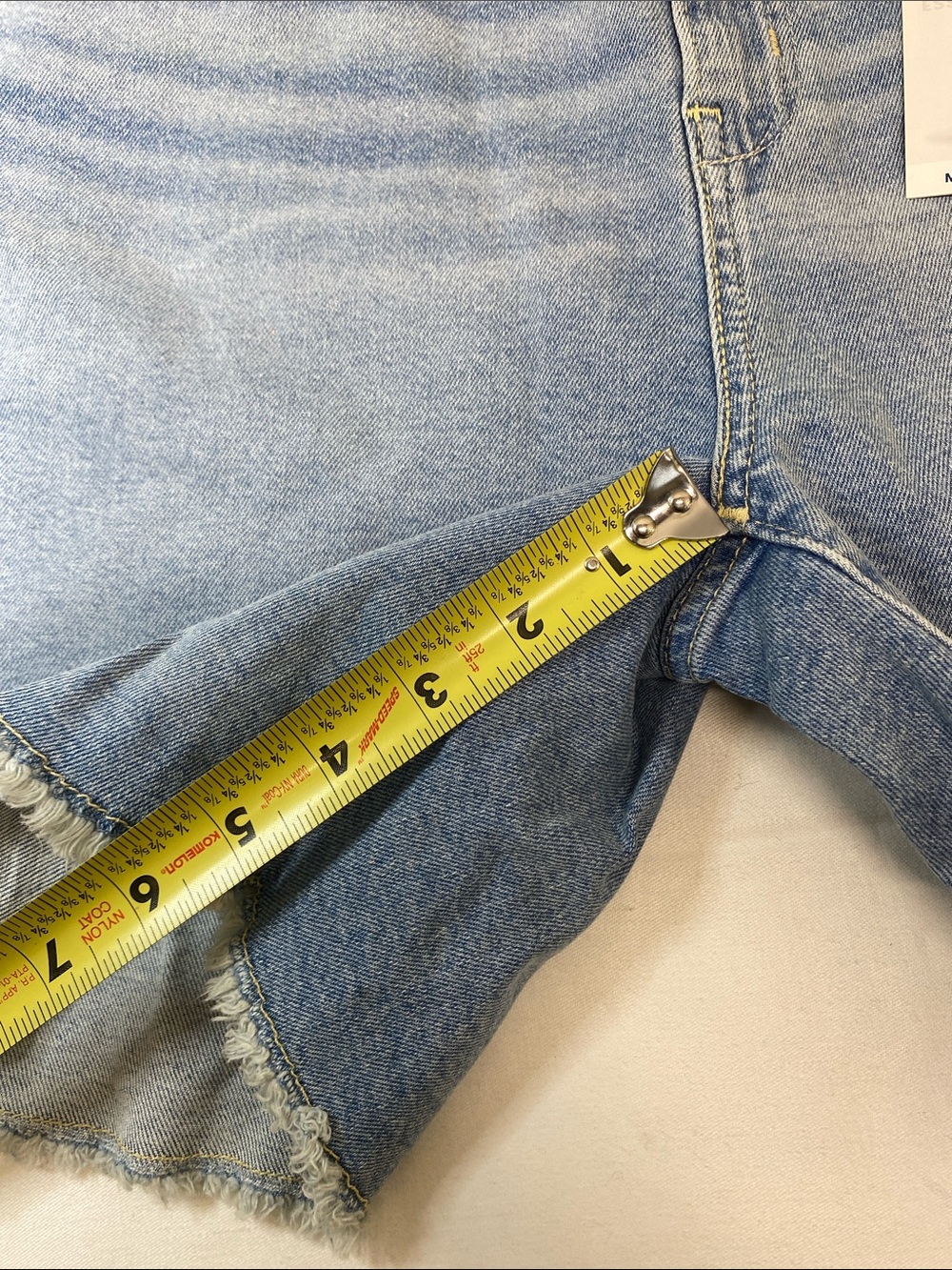 Denizen from Levi's Faded Blue Frayed Hem Distressed Jean Shorts Mid Rise - Picture 7 of 7